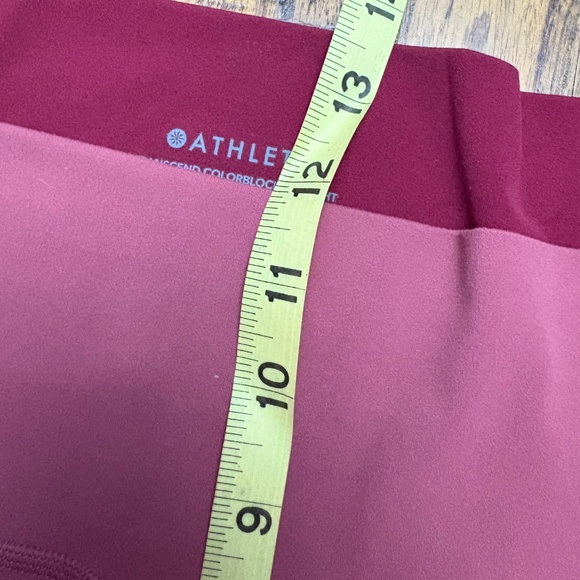 Athleta Plus Size Transcend Colorblock 7/8 Tight Leggings - Picture 12 of 13